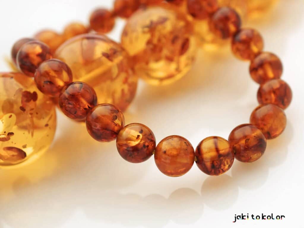 bursztynowy naszyjnik
