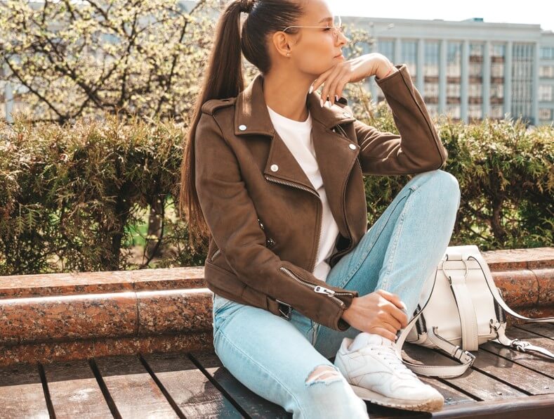 Outfit inspirowany kolorem Mocha Mousse